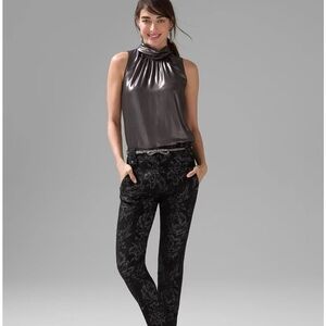 WHBM Jolie straight curvy fit 2 short. Listed as 2P, but are size 2 CURVY SHORT